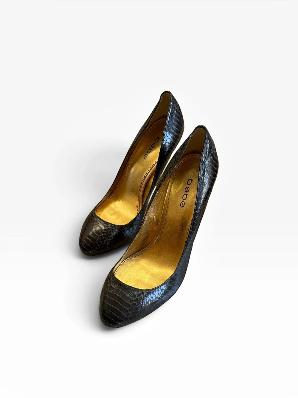 Bebe Women's Black Leather Embossed Pointed-Toe Heels Size 10 - Picture 2 of 6